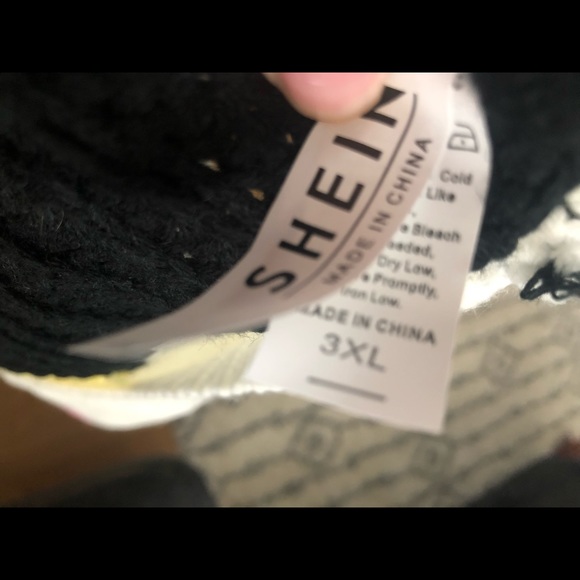 Off the shoulder- SHEIN- 3x - Picture 2 of 2